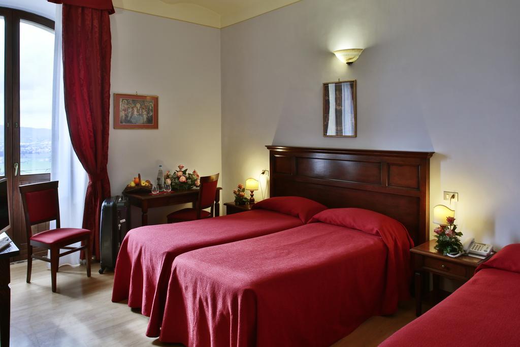 Hotel Windsor Savoia Assisi Exteriör bild